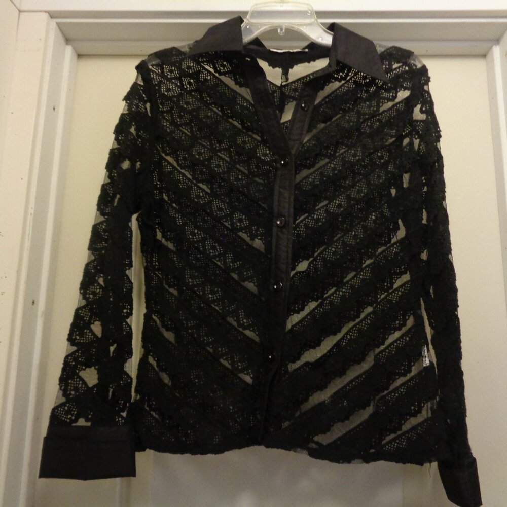 PAST ROMANCE BLACK LACEY SEMI SHEER w Netting Pretty Blouse By ZBA M